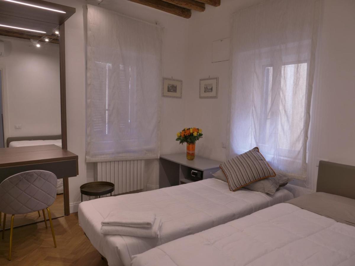 Helmirage Trevi Suite Рим Экстерьер фото