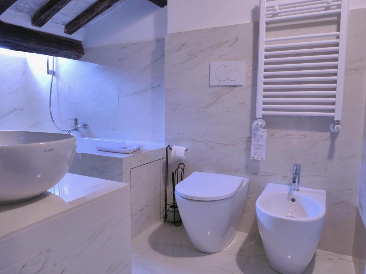 Helmirage Trevi Suite Рим Экстерьер фото